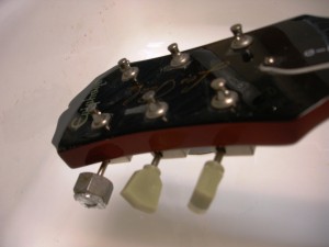 Headstock with nuts